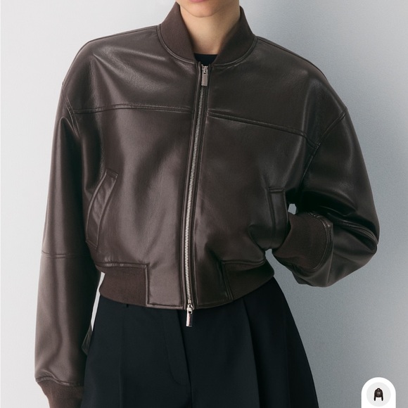 Aritzia Jackets & Blazers - Aritzia synergy bomber jacket NWT